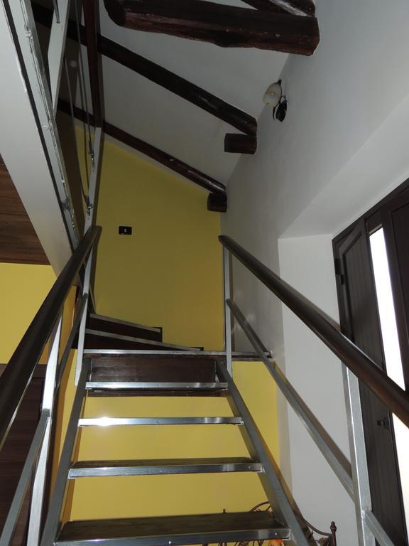 All'Ombra Del Noce B&B Catona Di Reggio Calabria Exterior photo