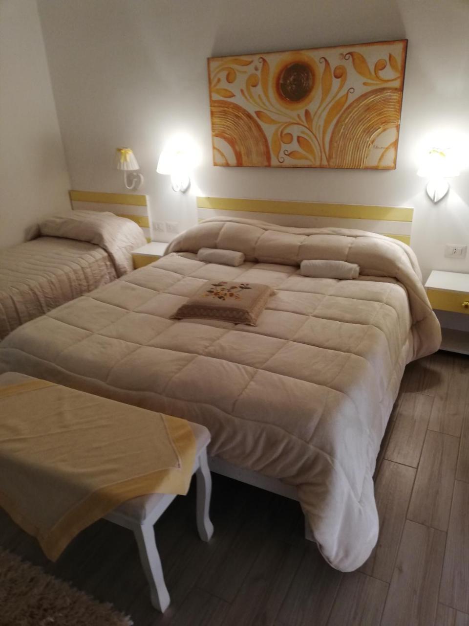 All'Ombra Del Noce B&B Catona Di Reggio Calabria Exterior photo