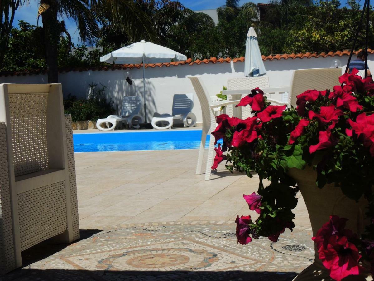 All'Ombra Del Noce B&B Catona Di Reggio Calabria Exterior photo