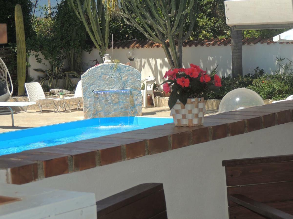 All'Ombra Del Noce B&B Catona Di Reggio Calabria Exterior photo
